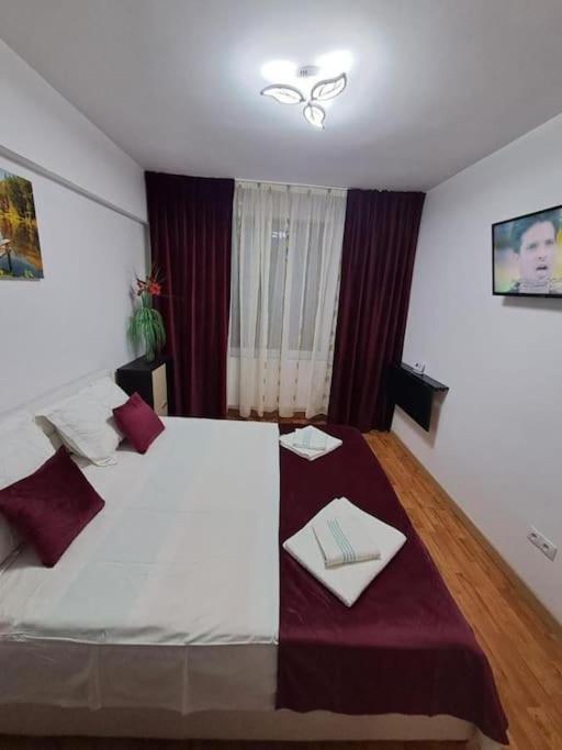 Garsoniera Flori - Sinaia Apartman Kültér fotó